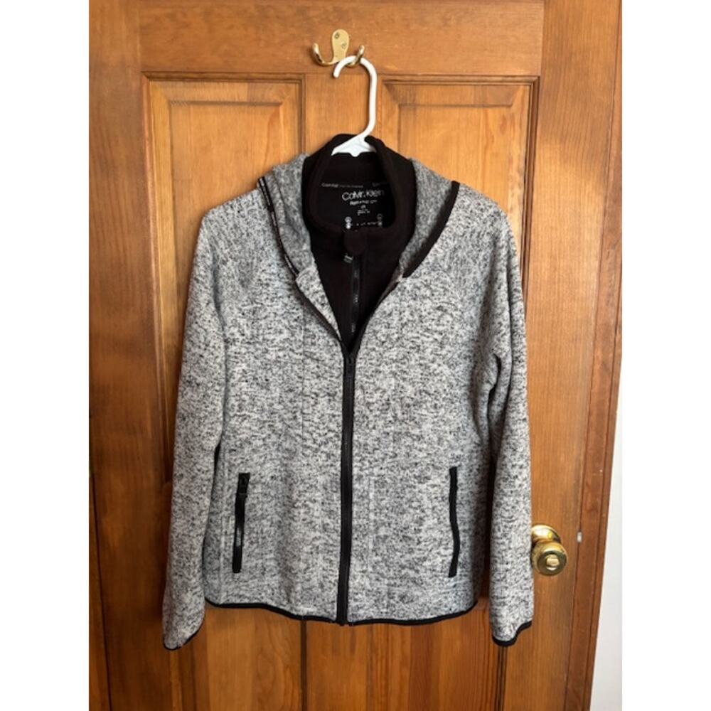Calvin Klein Performance Womens Hooded No Size measurements pit to pit 22 inches